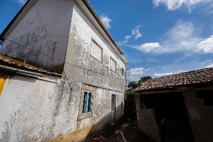 Moradia independente à venda em Er347-1 s/n