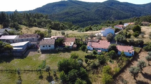 Moradia independente à venda em Cm1447