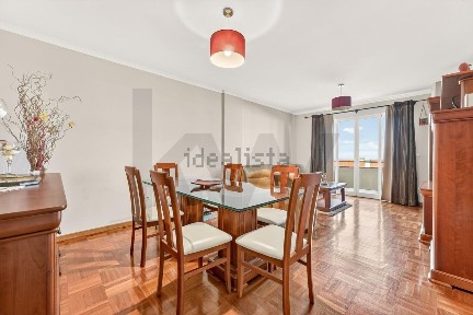 Apartamento T2 à venda na Estrada do Garajau