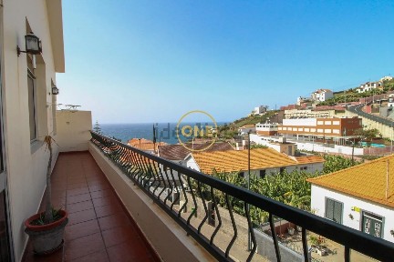 Apartamento T3 à venda em Levada da Fonte Serrão