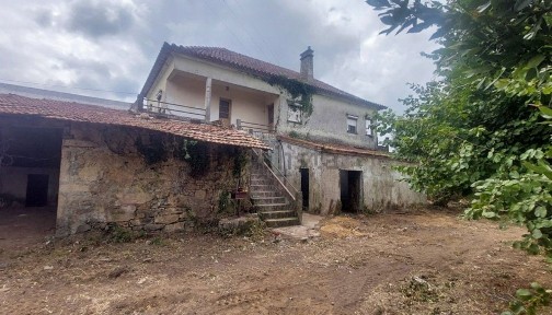 Casa ou moradia à venda em Vila de Punhe