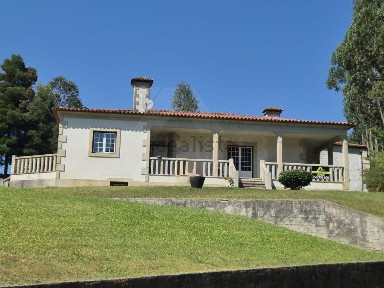 Bárrio e Cepões, Rua da Valinha