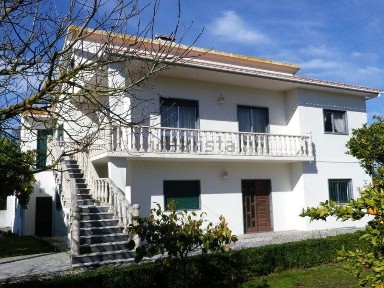 Moradia independente à venda em N109, 74