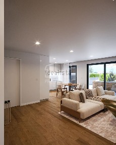 Apartamento T2 à venda em Santo António
