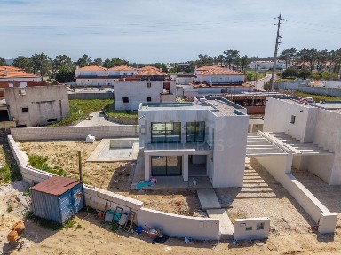 Casa ou moradia à venda na Coto