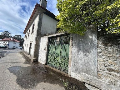 Andar de moradia à venda em Mazarefes