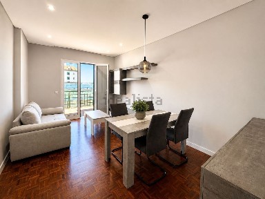 Apartamento T2 à venda na Rua da Ponta da Cruz s/n