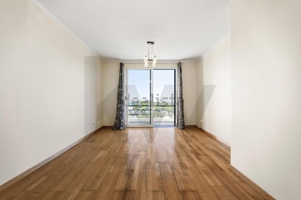 Apartamento T2 à venda na Estrada João Gonçalves Zarco s/n