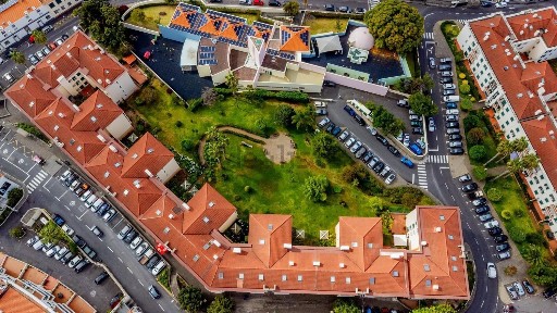 Apartamento T1 à venda na Rua dos Frias