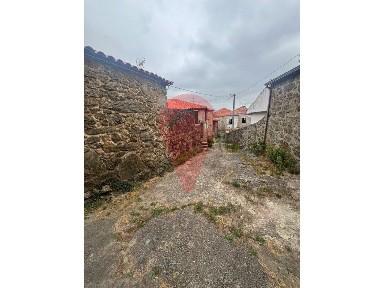 Moradia independente à venda em Valença - Cristelo Covo - Arão