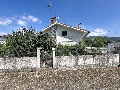 Moradia independente à venda em Moledo e Cristelo