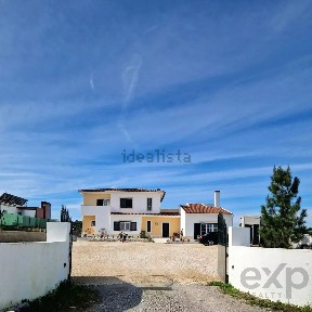 Quinta à venda em Roliça