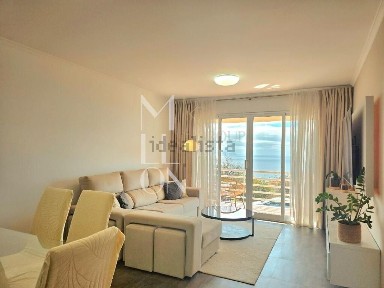 Apartamento T2 à venda no Caminho dos Tanques s/n