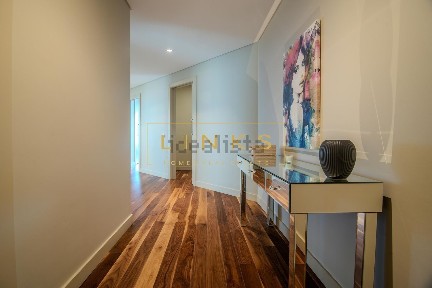 Apartamento T2 à venda na Ajuda - Amparo - Piornais