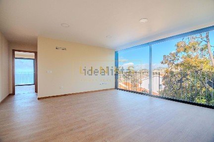 Apartamento T2 à venda em Santa Maria Maior
