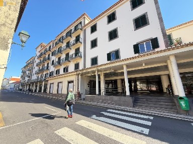 Apartamento T1 à venda em Santa Maria Maior