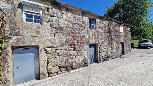 Casa ou moradia à venda em Anhões