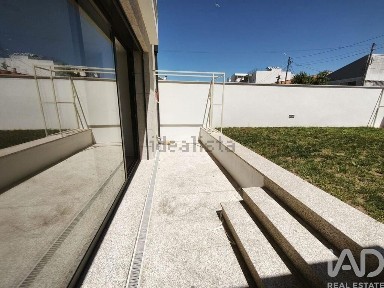 Moradia independente à venda em Vila Praia de Âncora