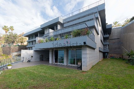 Apartamento T4 à venda na Estrada Monumental
