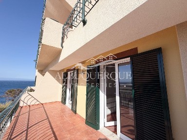 Apartamento T2 à venda na Ajuda - Amparo - Piornais