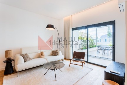 Apartamento T3 à venda na Estrada Monumental