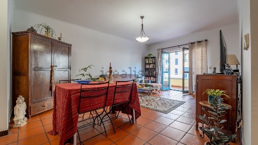 Apartamento T3 à venda na Rua da Casa Branca