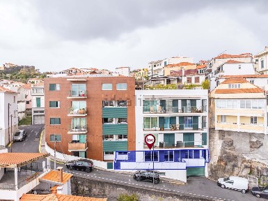 Apartamento T3 à venda na Rua dos Alamos