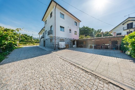 Oliveira, Lugar Veiga