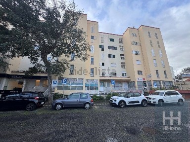 Apartamento T2 à venda na Rua do Ribeirinho