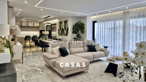 Apartamento T3 à venda em Caniço