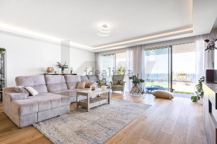 Apartamento T4 à venda na Ajuda - Amparo - Piornais
