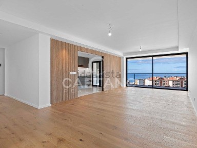 Apartamento T2 à venda na Ajuda - Amparo - Piornais