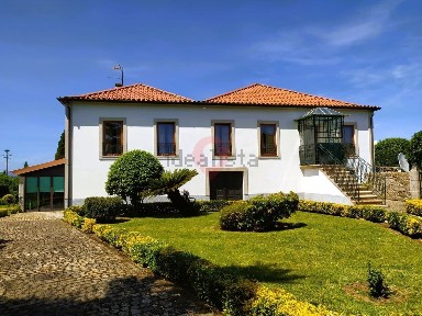 Casa ou moradia à venda em Monção