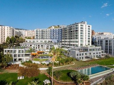 Apartamento T3 à venda na Estrada Monumental