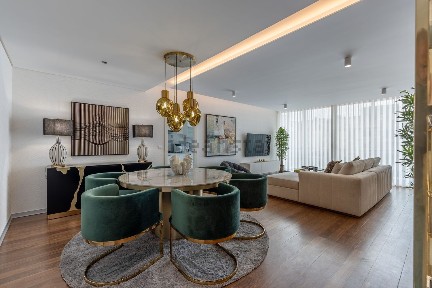 Apartamento T3 à venda na Rua Major Reis Gomes