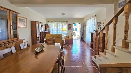 Casa ou moradia à venda na Rua das Floreiras s/n