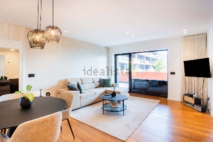 Apartamento T1 à venda no Caminho das Virtudes