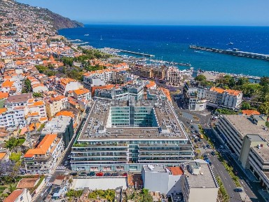 Apartamento T4 à venda em Sé