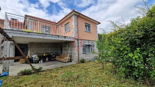 Casa ou moradia à venda em Chaviães