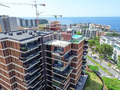 Apartamento T3 à venda na Rua do Cabrestante