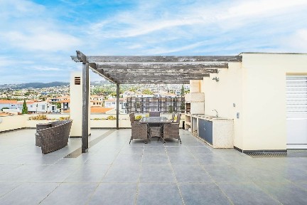 Apartamento T3 à venda na Rua Mãe dos Homens