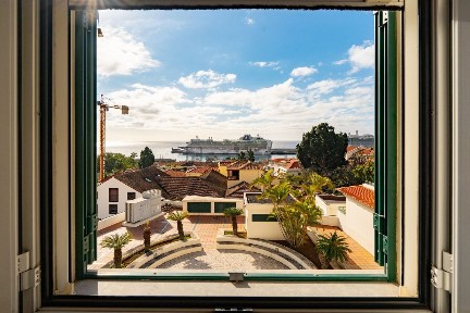 Apartamento T4 à venda na Rua de São Francisco, 12