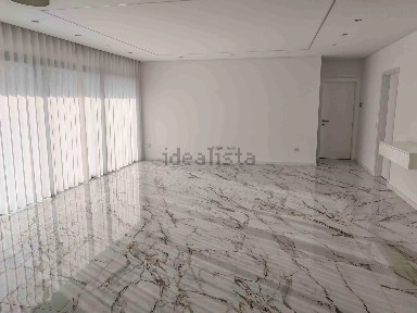 Apartamento T3 à venda em Santa Cruz