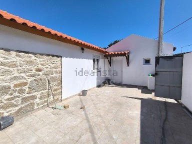 Moradia independente à venda em Vila de Punhe