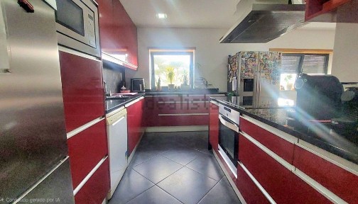 Casa ou moradia à venda em Alvarães