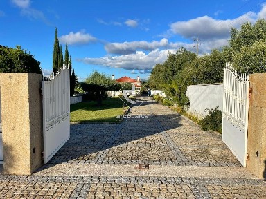 Casa ou moradia à venda em Vitorino das Donas