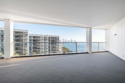Apartamento T2 à venda na Ajuda - Amparo - Piornais