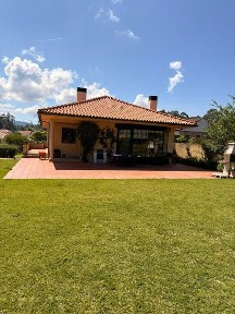 Moradia independente à venda em Campos
