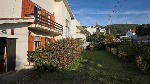 Moradia independente à venda em Moledo e Cristelo