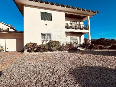 Paço Vedro de Magalhães, Lugar Paço